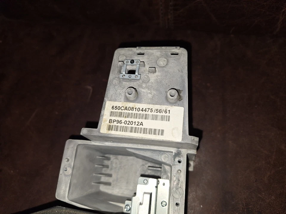 SAMSUNG HL61A650C1FXZA HL50A650C1FXZA LIGHT TUNNEL, IT COMES AS PICTURED,NO EXTR - Image 4 of 4