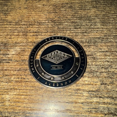 USAA ARMY 100 Years Of Service Challenge Coin, "We Know What It Means To Serve" - Picture 2 of 2
