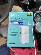 TP-Link TL-WPA7617 AV1000 Gigabit Passthroug Powerline AC WIFI EXTENDER