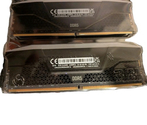 CORSAIR Vengeance RGB 32GB DDR5-6400MHz RAM Memory
