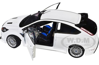 2009 FORD FOCUS RS MK2 FROZEN WHITE 1/18 DIECAST MODEL CAR BY