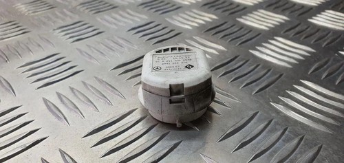 MERCEDES-BENZ C W203 Temperatursensor A2118300572 2.15 Diesel 2003 31070610