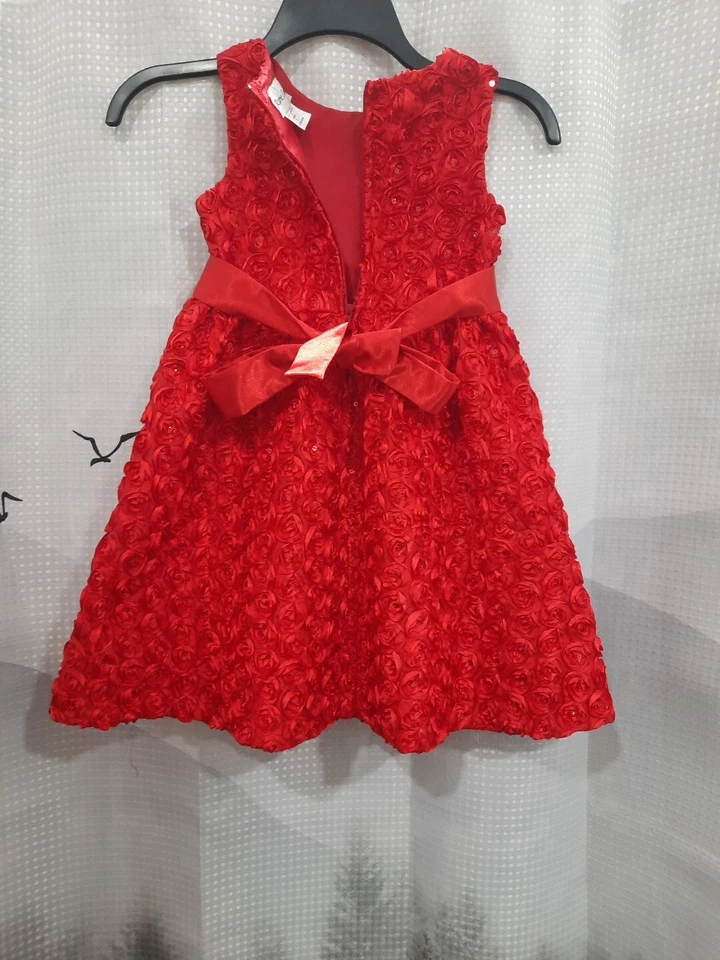 EDICIONES RARAS Niñas Vestido Rojo 5 Fiesta Nupcial Iglesia Concurso Flor Niña Boda Foto 2 de 4