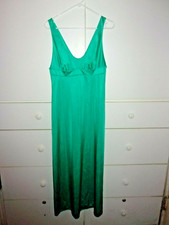 Vanity Fair maxi length teal satiny nightgown Sz 36