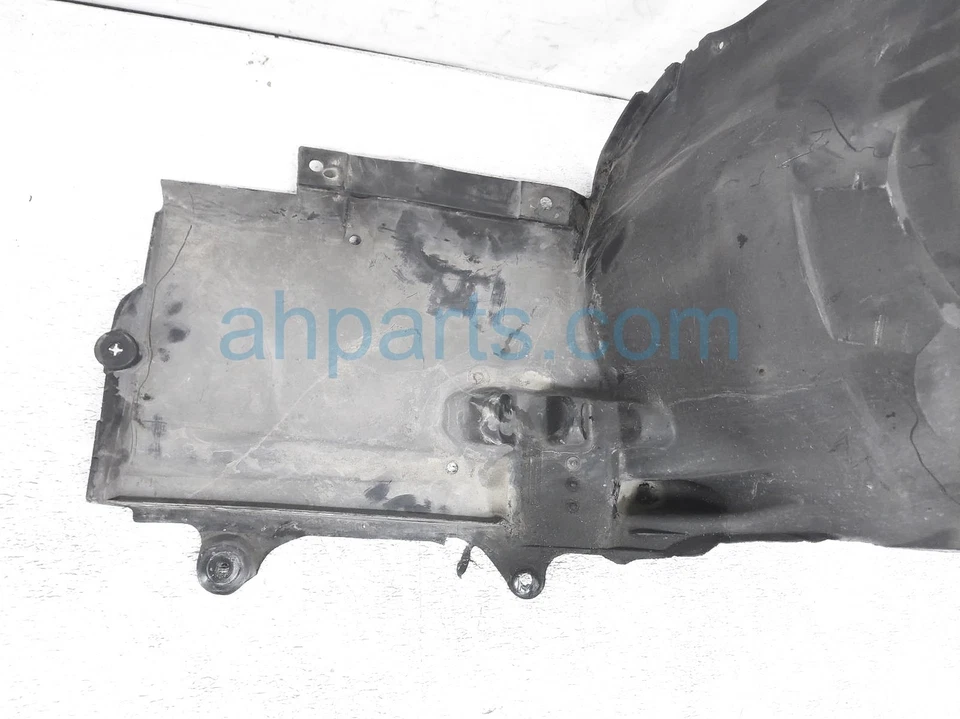 BMW 323CI 2000 cupé forro interior del guardabarros delantero 51-71-8-268-345 Foto 2 de 4