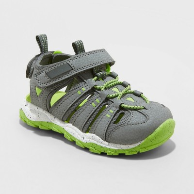 closed toe hiking sandals