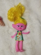 Dreamworks Trolls Band Together Trendsettin Viva Fun Fair Surprise Fashion Doll