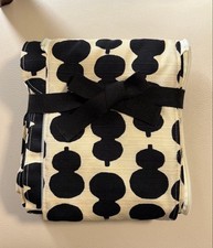 Kyudo bow wrap with zipper