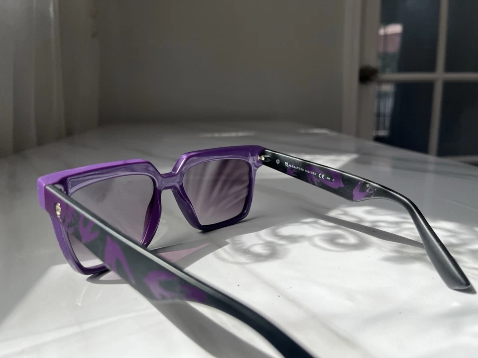 GAFAS DE SOL ALEXANDER MCQUEEN MCQ 0019/S RLQ PÚRPURA Foto 3 de 4