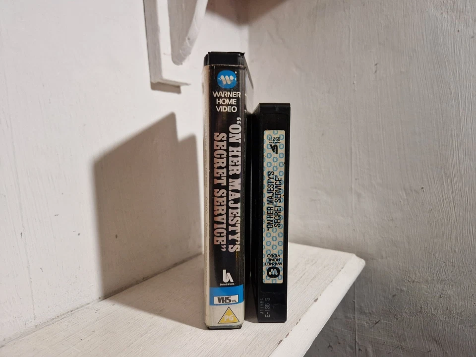 On Her Majesty’s Secret Service -  Pre-Cert Big Box VHS Video - Warner Bros - image 2 of 4