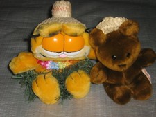 Garfield Pooky Bear Hawaii Hawaiian Plush Lot Vintage Stuffed Animal Lei Hat