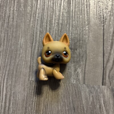 Littlest Pet Shop #61 German Shephard Portable Pets Authentic LPS