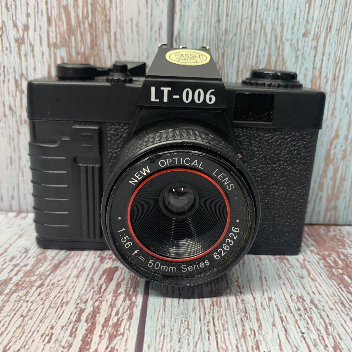 Vintage Glucotrol Roerig Lavec LT-006 35mm Film Camera with Carry