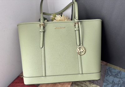Michael Kors Jet Set Travel Large Leather Top Zip Shoulder Tote 