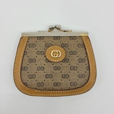 Gucci Coin Purse Vintage Kiss Clasp GG Brown Double Compartments Small 