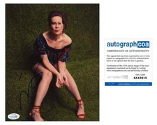 Miriam Shor "Younger" AUTOGRAPH Signed 8x10 Photo B ACOA