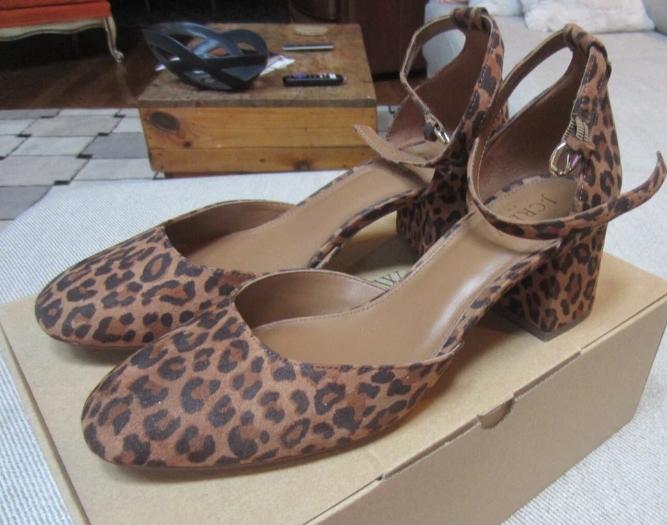 J. Tacones Crew Factory con correa al tobillo en caja original gamuza leopardo talla 9 usados en excelente estado Foto 2 de 4