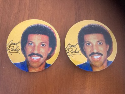 Lionel Richie (2) Pinback Buttons. Vintage From The 1980s! Lionel Richie Record