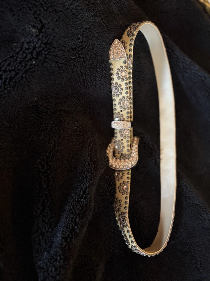 Cinturón Kippys Famoso Estrás “Estilo Vaquera” Vintage Bronceado Tachonado Cuero Foto 2 de 4