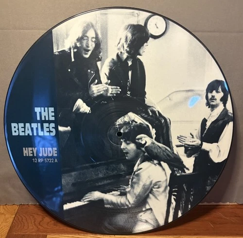 THE BEATLES  HEY JUDE/REVOLUTION 12" PICTURE DISC