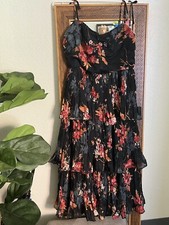 Lulu's Black Floral Tiered Dress