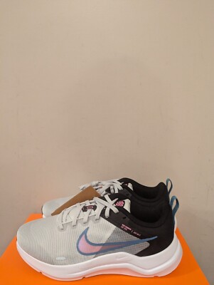 New Nike Women's  Downshifter 12  Shoes Size 11 NIB