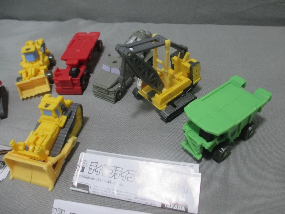 Transformers DEVASTATOR Revenge of the Fallen TAKARA VER. Legends 2009 Complete - Image 3 of 4