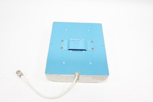 Wilson 311135 Directional Wall Mount Panel Antenna 700-2700 MHz 50 Ohm - Picture 4 of 6