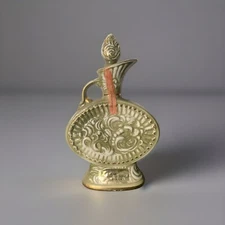 Vintage 1969 Jim Beam's Empty Whiskey Decanter With Yellow Roses 150 Months Old