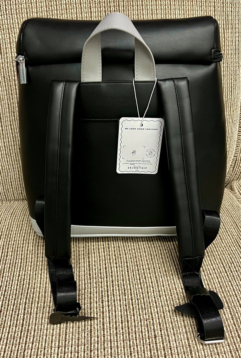 Disney Skinnydip Mickey Black Faux Leather Backpack  display picture 1