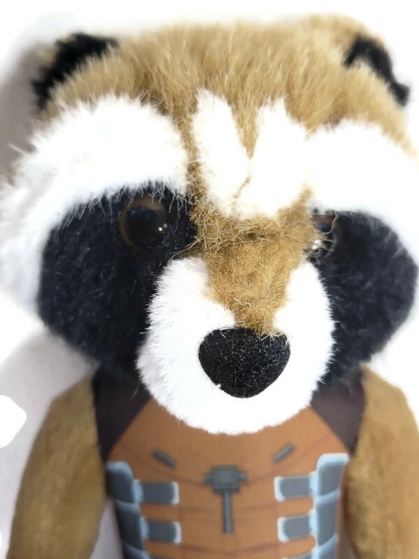Brinquedo de pelúcia Guardiões da Galáxia Rocket Raccoon e McDonald's Marvel Comics - Imagem 3 de 4