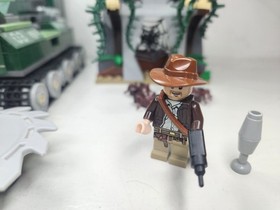 LEGO 7626 (Indiana Jones Jungle Cutter) Almost complete - Discontinued Rare