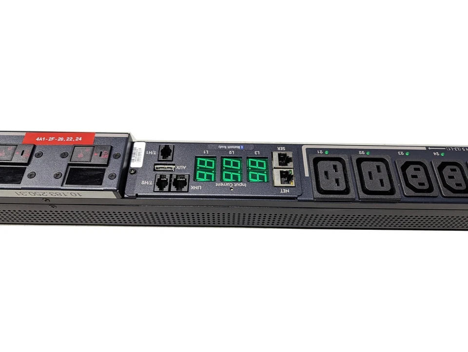 Server Technology STV-6506V PRO2 Switched POPS PDU 208V 50A 30-Outlets CS8365... - Image 2 of 4