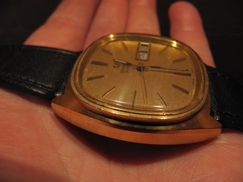 vintage omega quartz mens wristwatch - gold plated.