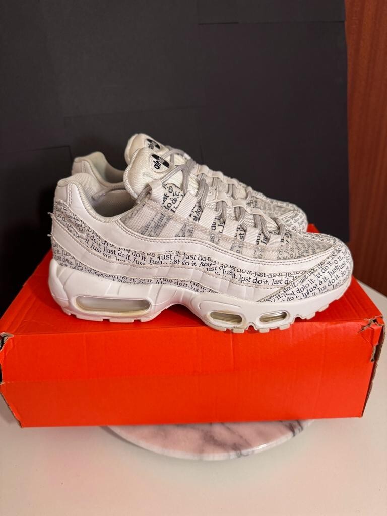 nike 95 just do it white