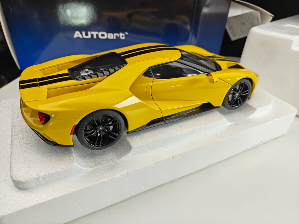 Autoart Ford GT yellow 1:18 MY17 72944 - Imagen 4 de 4