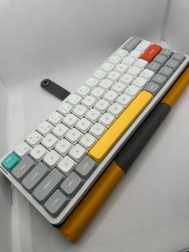 Nuphy Air60 V2 QMK/VIA Wireless Mechanical Keyboard Bundle white plus NuFholio