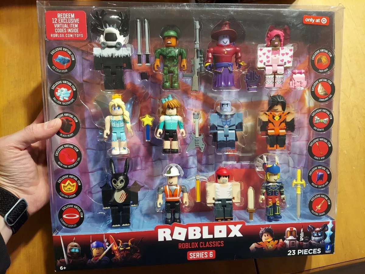 Roblox Classics Series 4 Twenty-One Piece Set 12 Exclusive Virtual Codes :  Toys & Games 