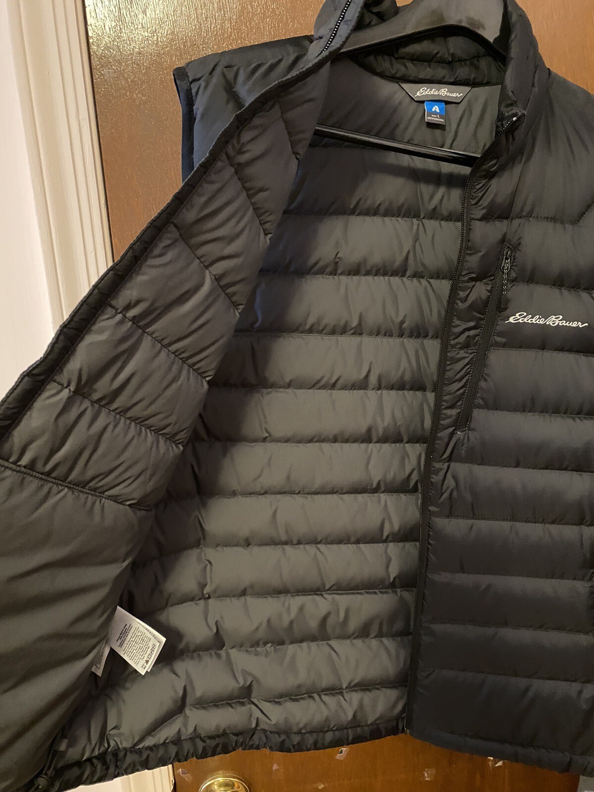 Eddie Bauer Men’s Large, Downlight Vest, 800 Fill Down, First Ascent