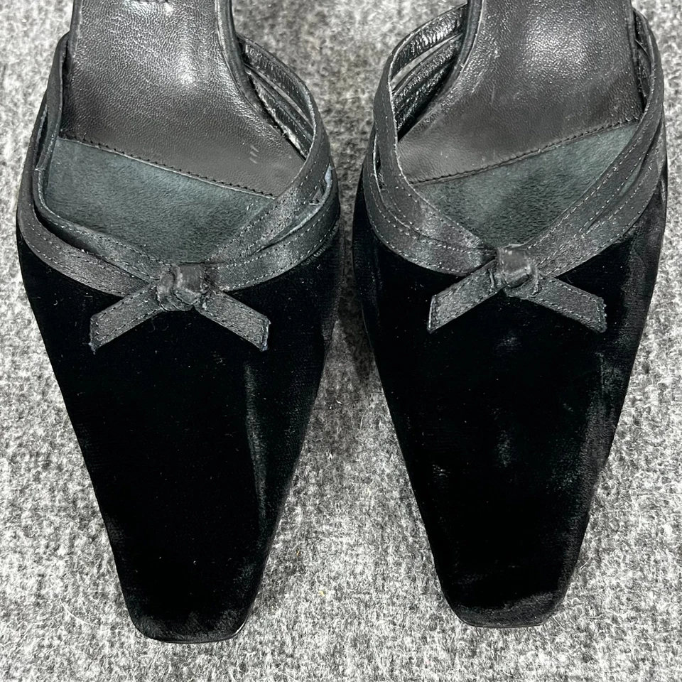 Zapatos de salón Ann Taylor Kitten tacón mula negro terciopelo lazo para mujer 5,5 M Italia Foto 3 de 4
