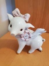 Lenox Festive Pig W Pink & Purple Bow 🎀. Porcelain W Gold Trim. No Box. Cute!