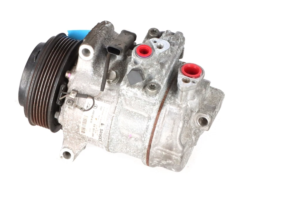 A0008304002 Compresseur D'Air Mercedes-Benz Cabriolet (A205) C 200 150 - Photo 1/3