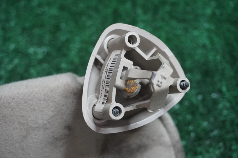 Chevrolet Express 1500 2011 lado del pasajero parasol derecho fabricante de equipos originales 1 pieza 05D90167A5 Foto 2 de 4