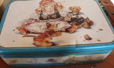 tolle ältere Blechkiste mit Spielzeugmotiven...