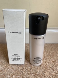 mac moisturiser