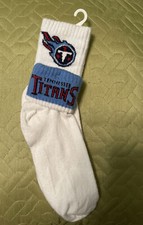 NWOT TENNESSEE TITANS CREW SOCKS CHILDREN  S SIZE 8 - 8 1/2
