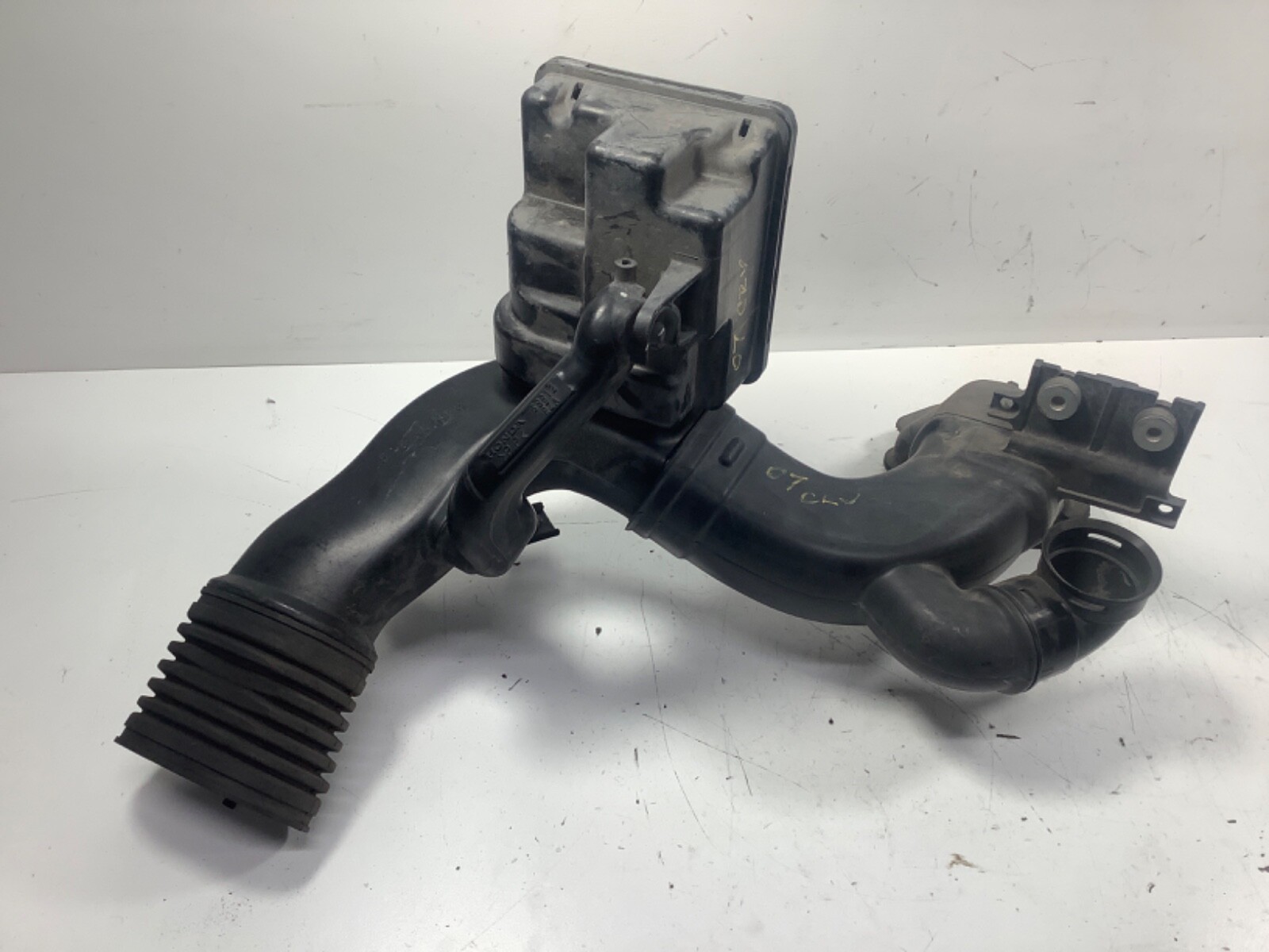 07-09 Honda CR-V Intake Resonator Chamber & Pipe Assembly 17232-RZA-000 ...