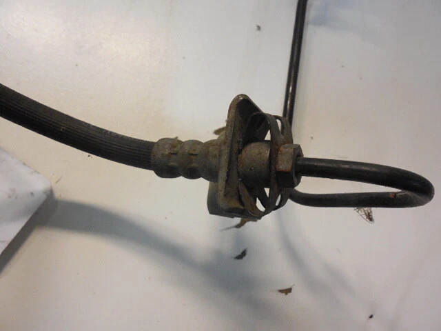 04-10 Manguera de línea dura pinza freno trasero izquierdo audi a8, llwb d3 4e0611845m s8 Foto 3 de 4