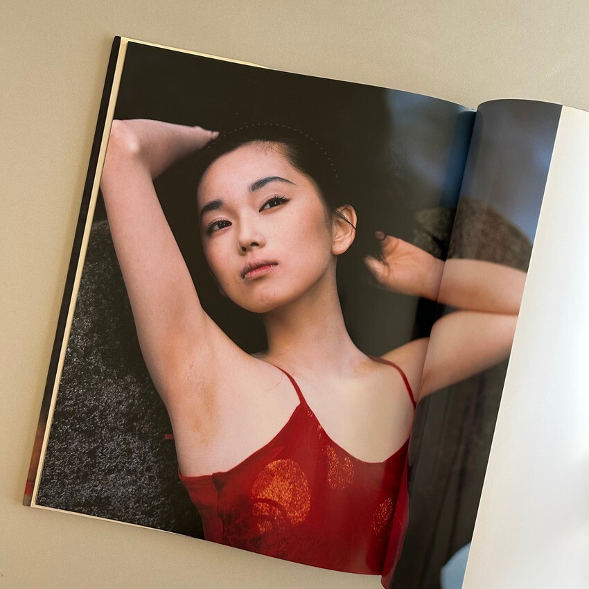 「Riona」 Riona Hazuki Kishin Shinoyama Kishin Shinoyama 
