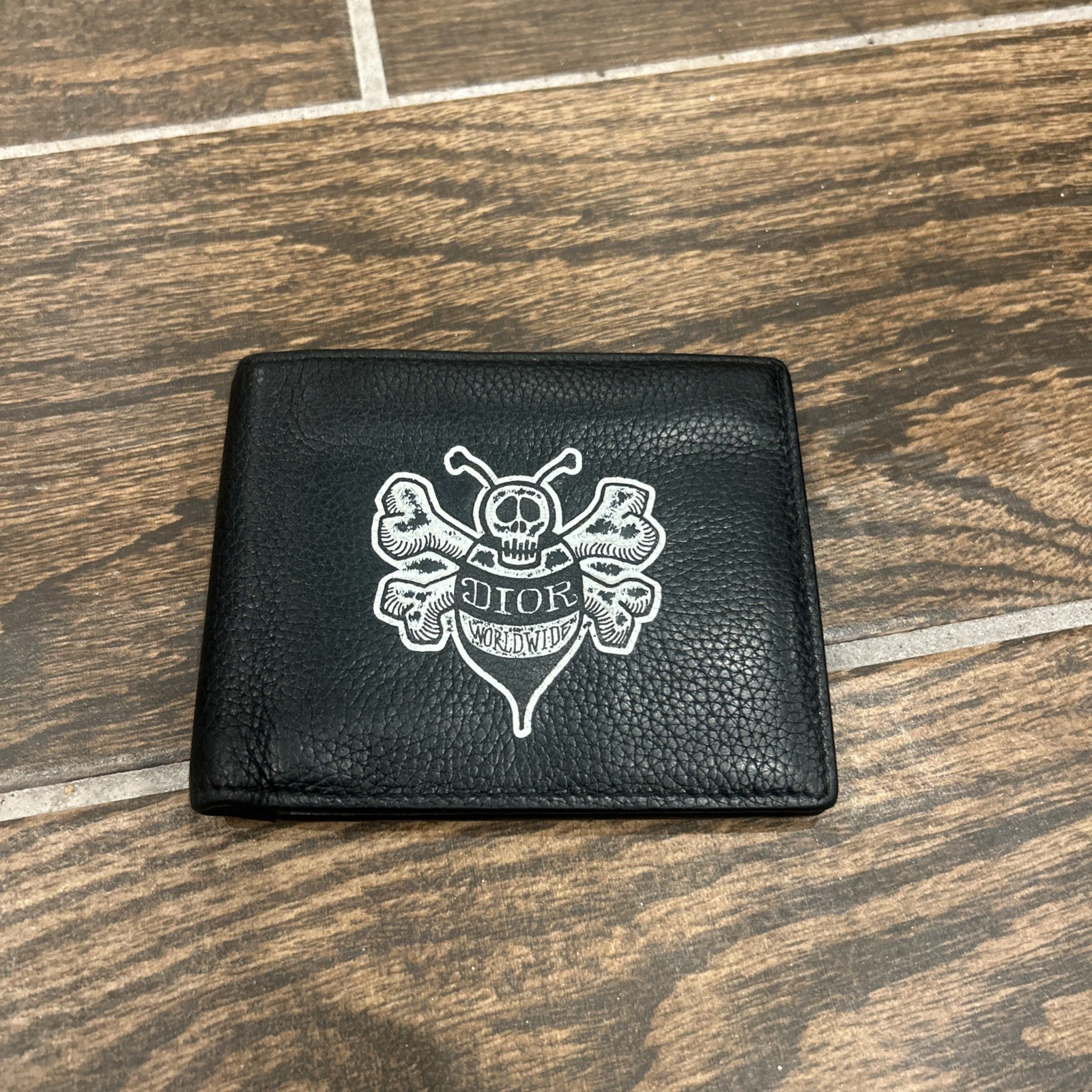 Portefeuille Dior Shawn Stussy World Wide Bee 